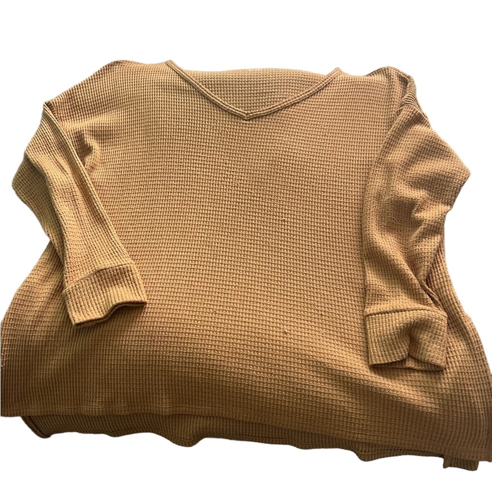 American Eagle Mustard Yellow Long Sleeve V-neck